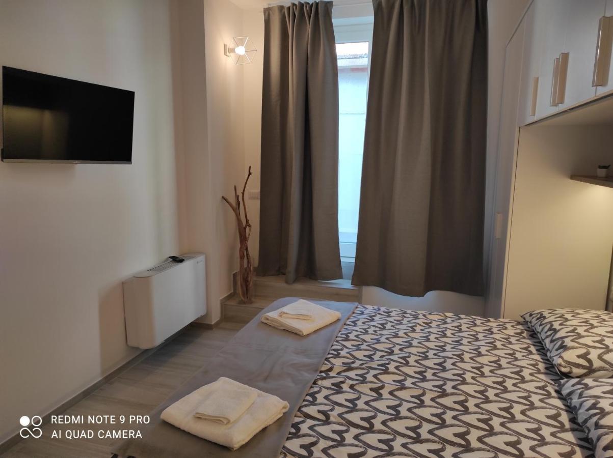 Blu Apartment Чивитанова Марке Екстериор снимка