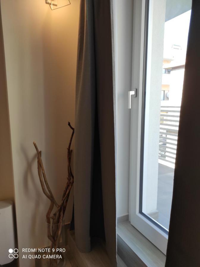 Blu Apartment Чивитанова Марке Екстериор снимка