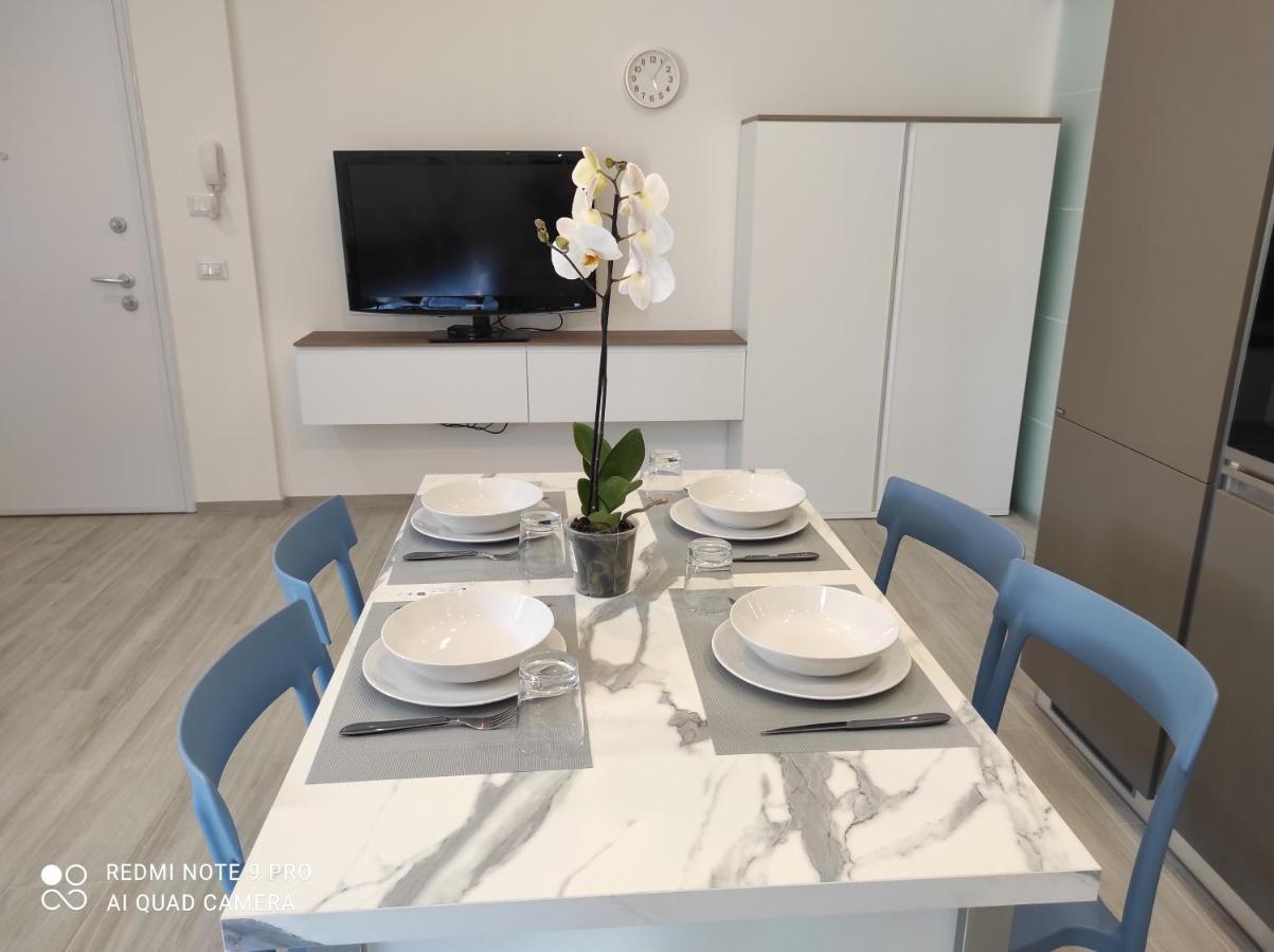Blu Apartment Чивитанова Марке Екстериор снимка
